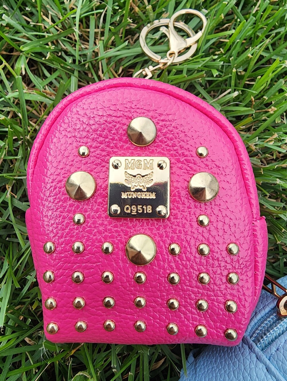 Studded Fashion Keychain 3.5" Mini Backpack Keychain/bag Charms Pick One - Picture 8 of 8